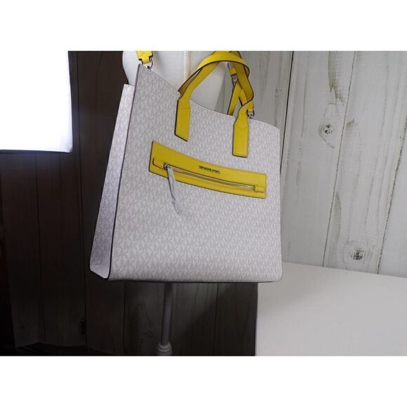Michael Kors Kenly Citrus Multi Tote NWT - Picture 6 of 8